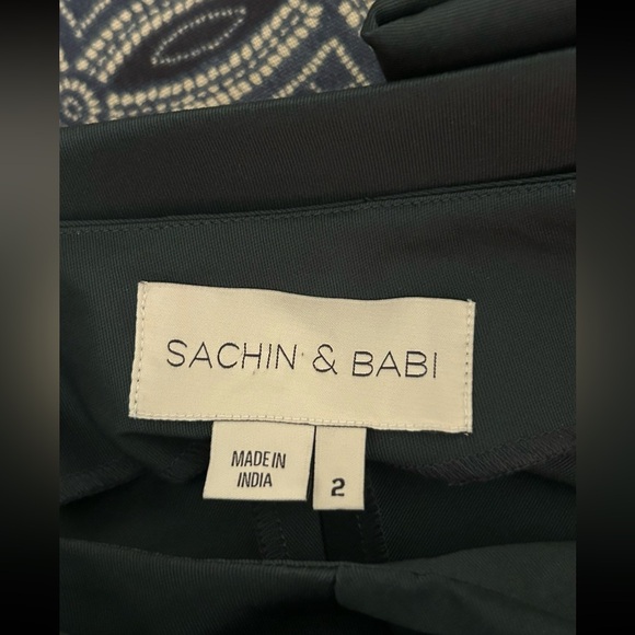 Sachin and Babi Bonnie Gown - Picture 5 of 6